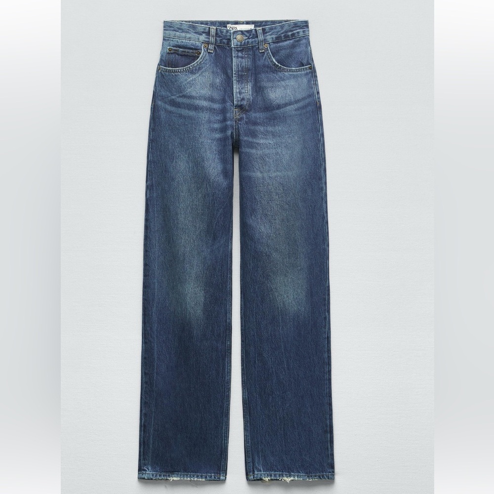Zara Women’s Denim Boyfriend Jeans Size US 10- Excellent Used Condition